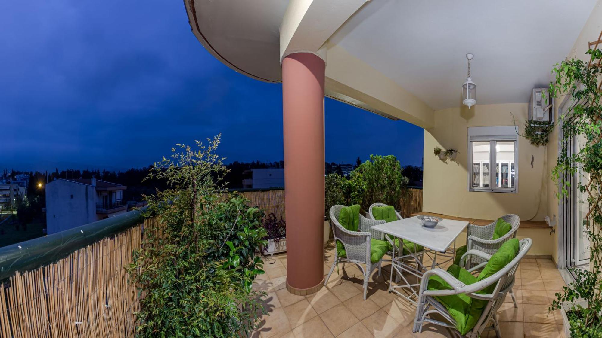 Celestial Garden-Thessaloniki'S Modern, Eclectic Penthouse With An Amazing View And Veranda Экстерьер фото